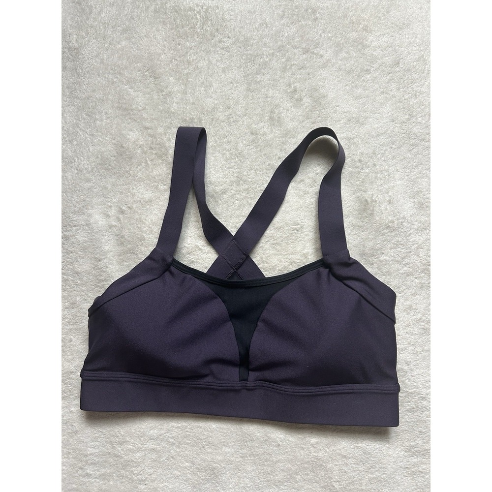 Under Armour UA SmartForm Evolution sports bra woman's size medium Purple